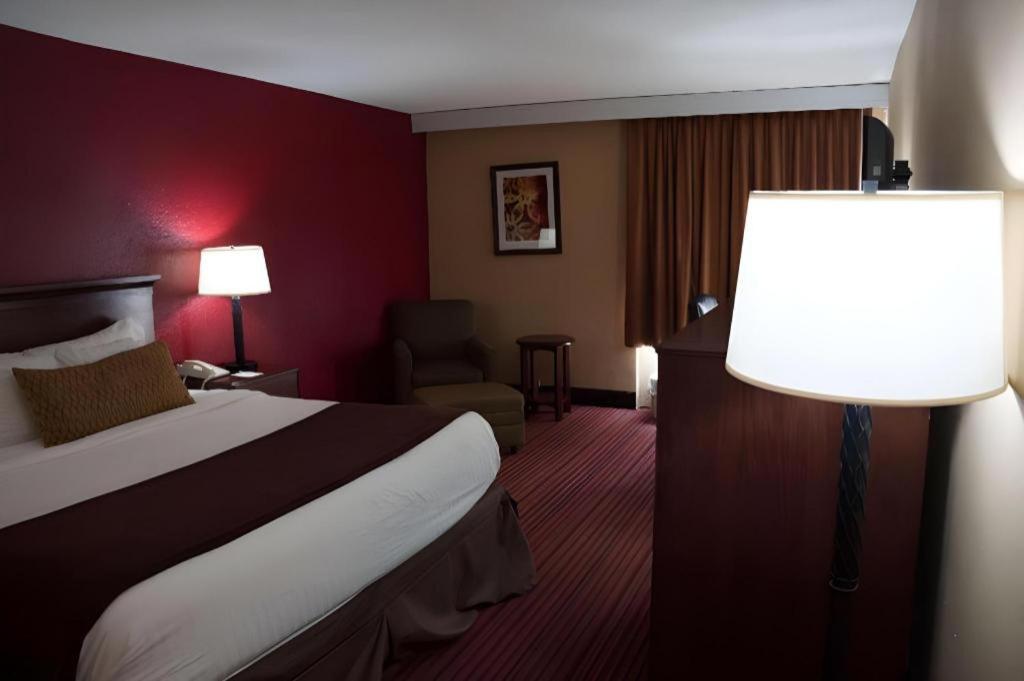 Western Hotel 2*