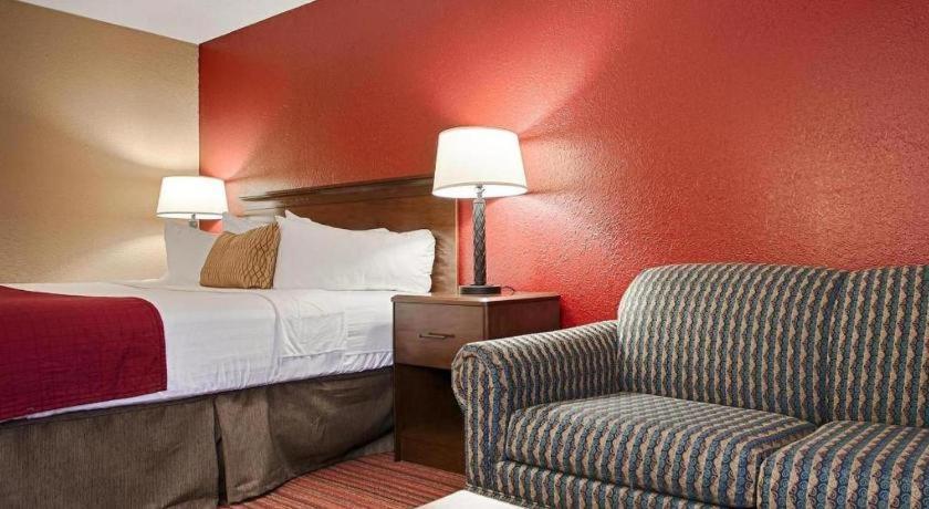 Western Hotel 2*