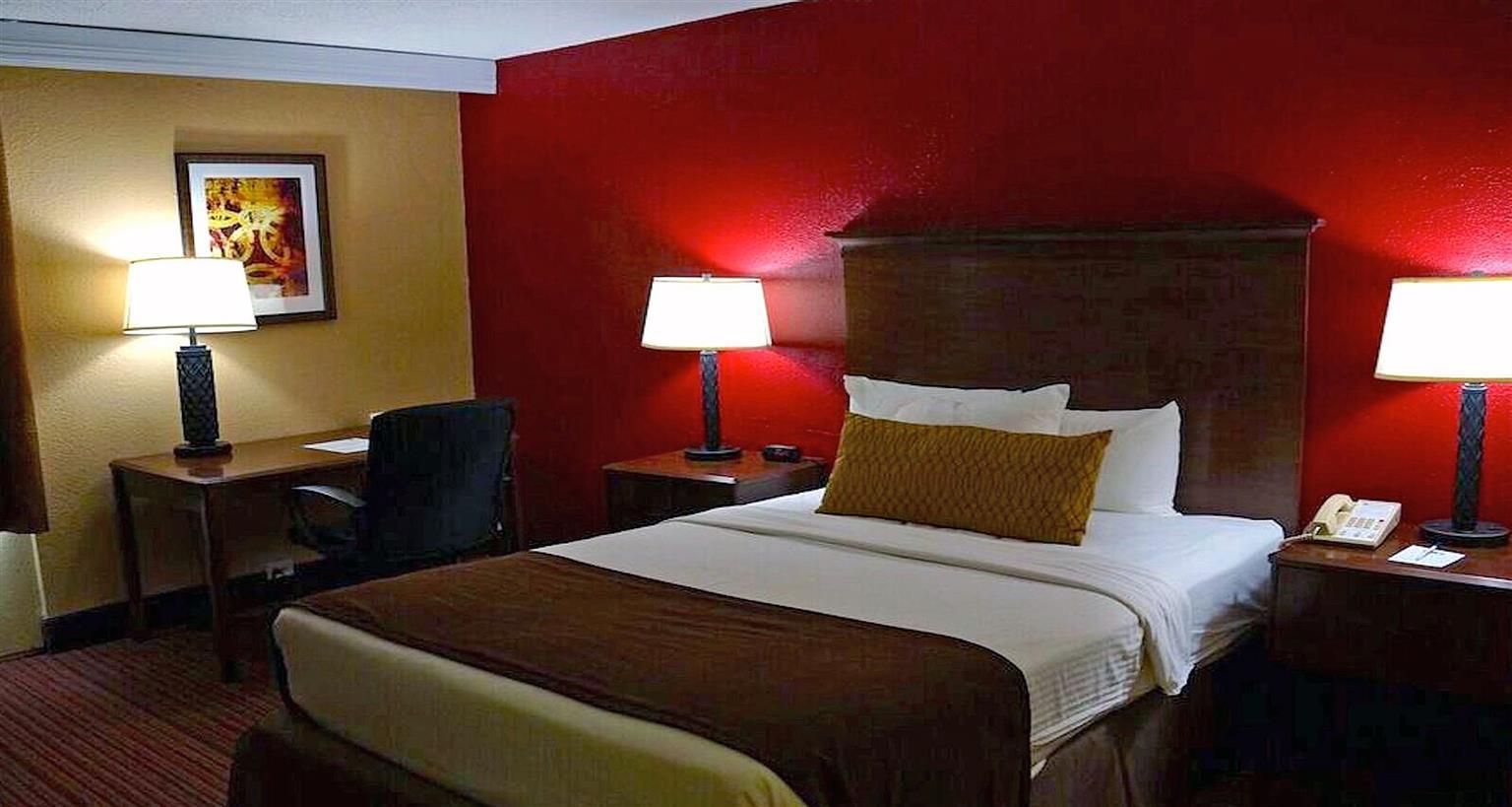 Western Hotel 2*